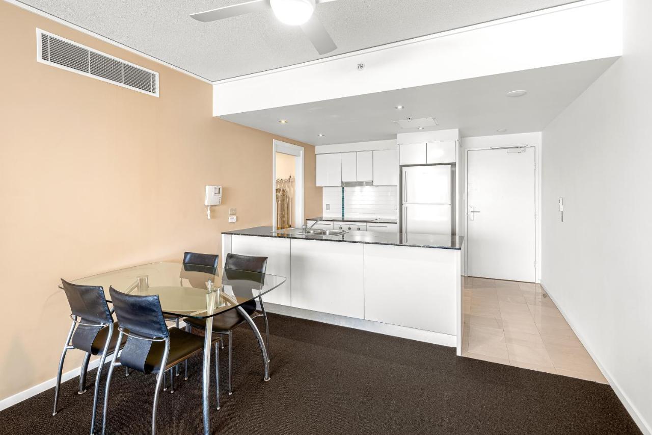 Sierra Grand Broadbeach - Self Contained & Privately Managed Apartments Gold Coast Exterior foto