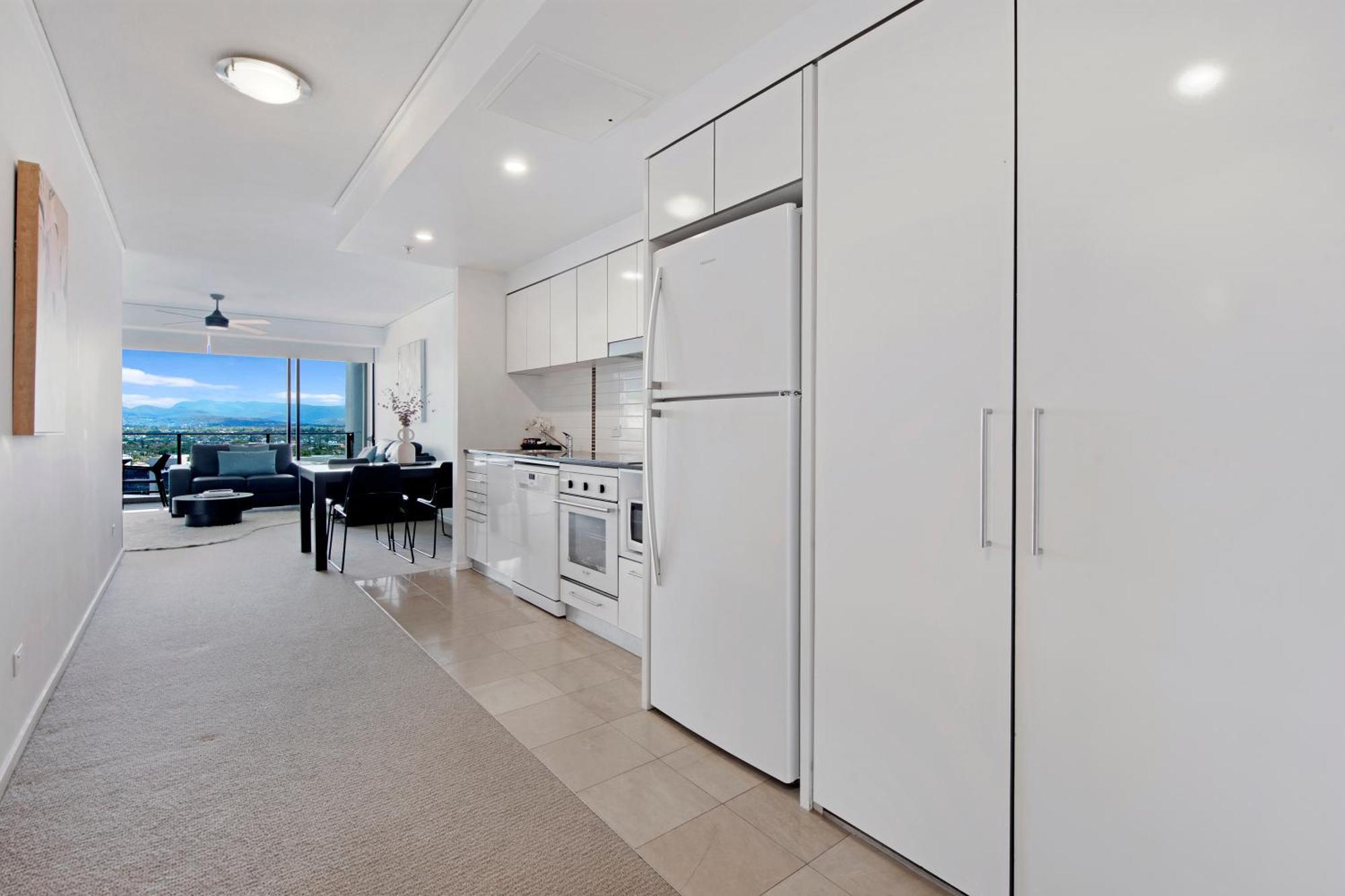 Sierra Grand Broadbeach - Self Contained & Privately Managed Apartments Gold Coast Exterior foto